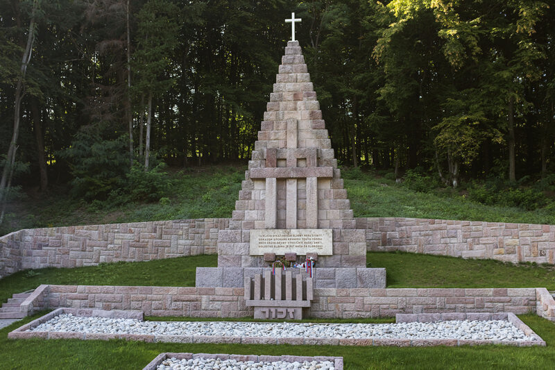 Pomník obetiam fašizmu